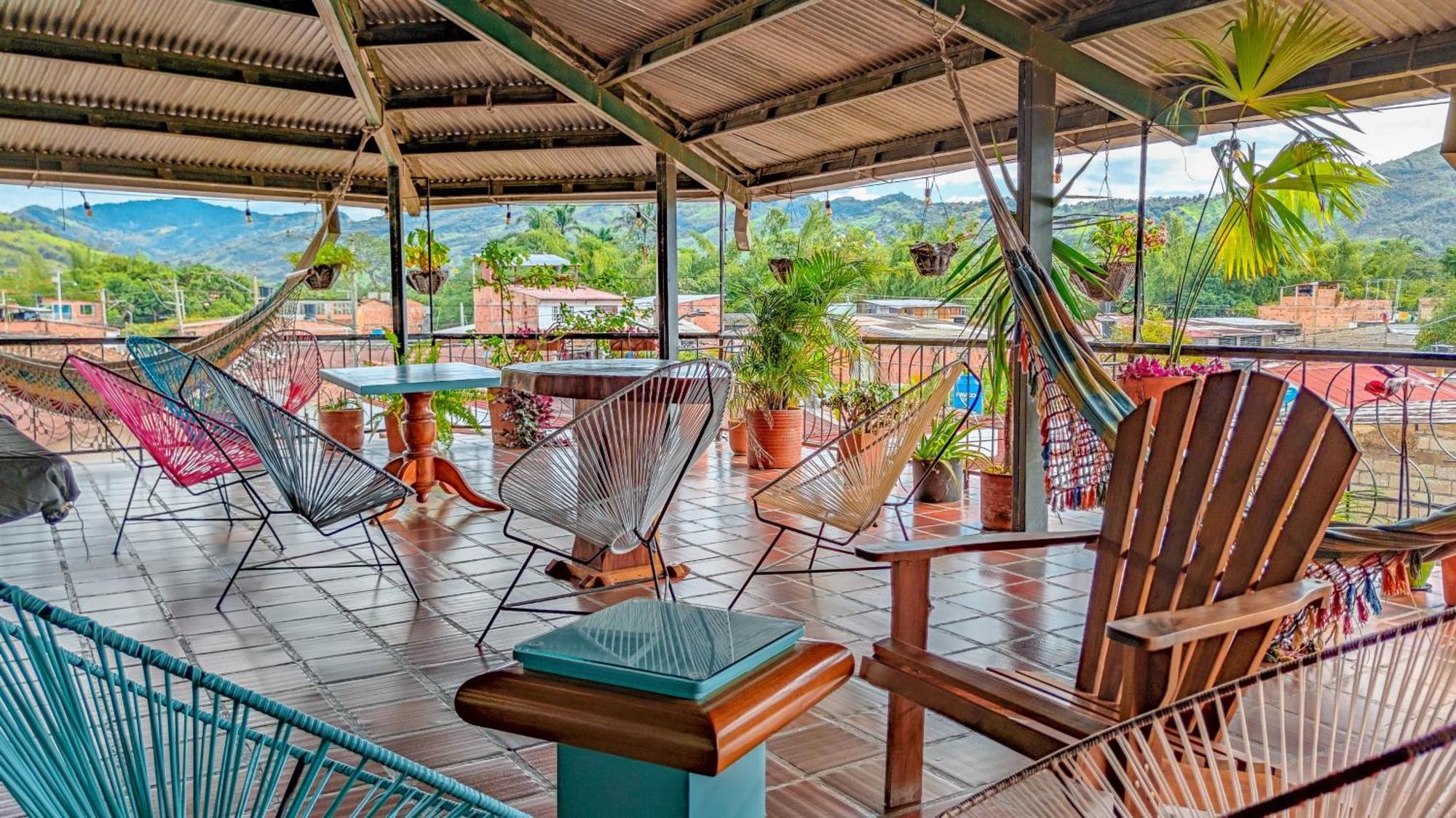 La Rosa Nautica Hostel Guaduas Exterior photo