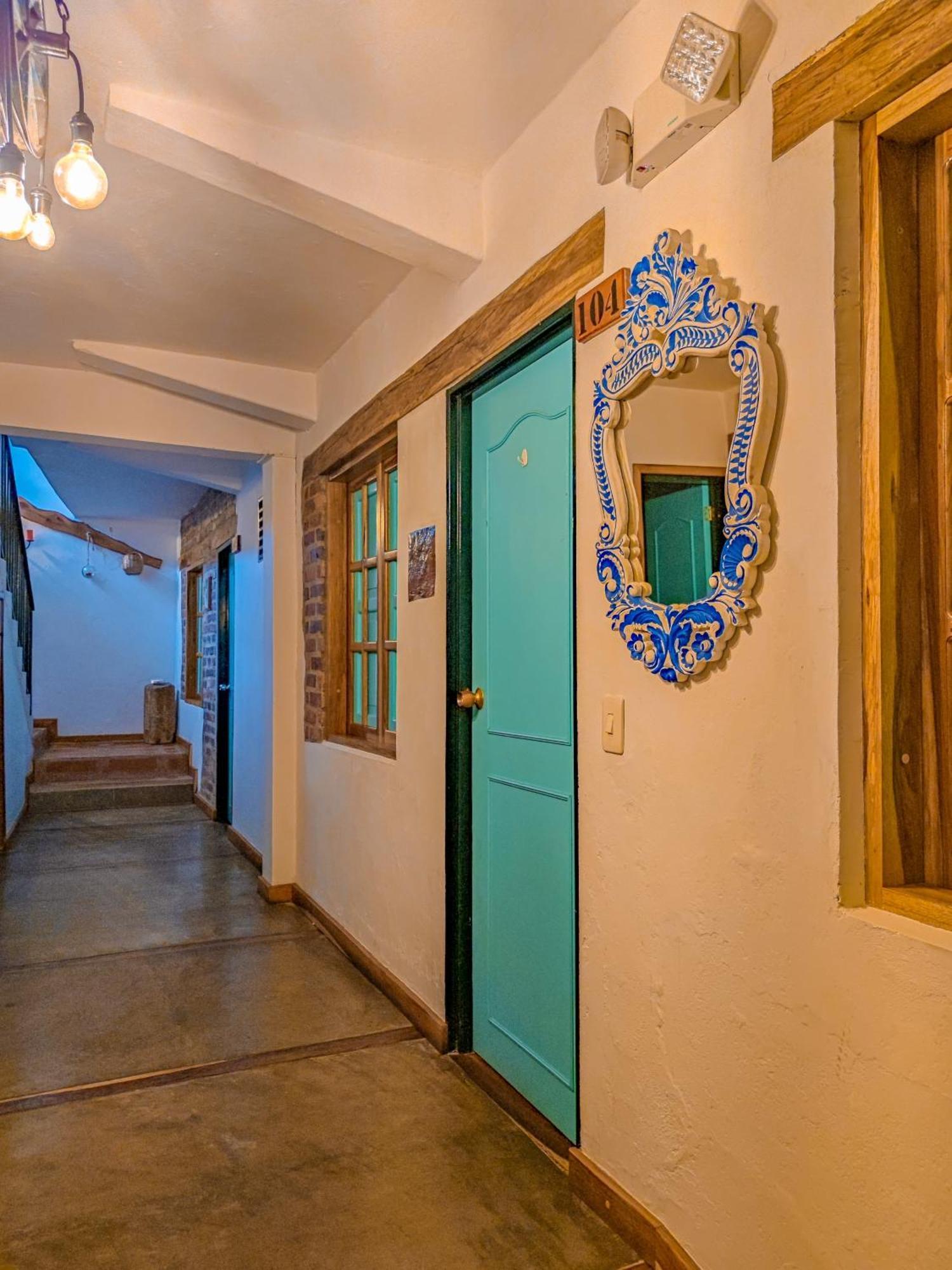 La Rosa Nautica Hostel Guaduas Exterior photo